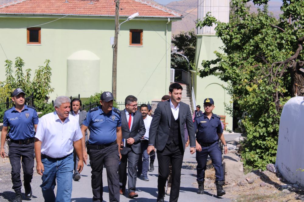 Kaymakam Mustafa AKSOY İlçemiz Dedeköy Mahallesini ziyaret Etti