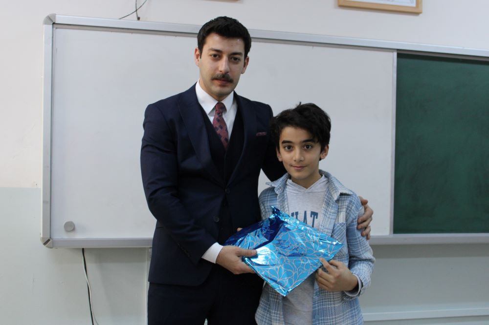 Kaymakam Mustafa AKSOY Yarıyıl Karne Dağıtım Törenine Katıldı
